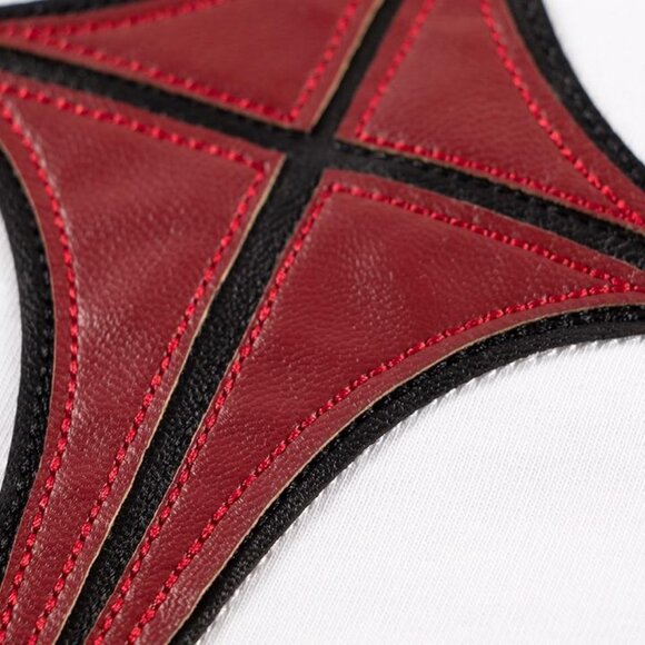 Thug Club White T Shirt With Distinctive Red Graphics - Picture 7 of 7